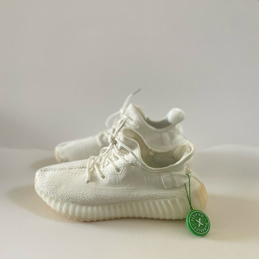 Yeezy 350 V2 White/Cream